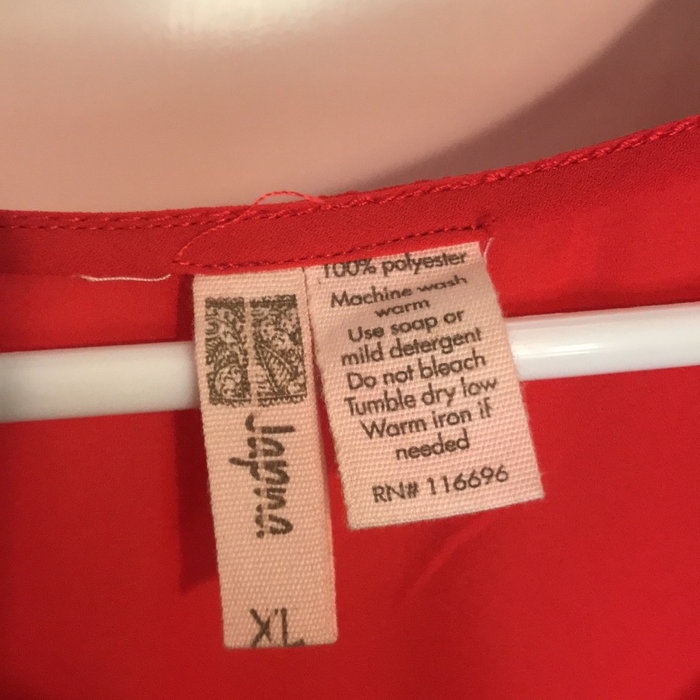 Red Tank - Picture 2 of 4